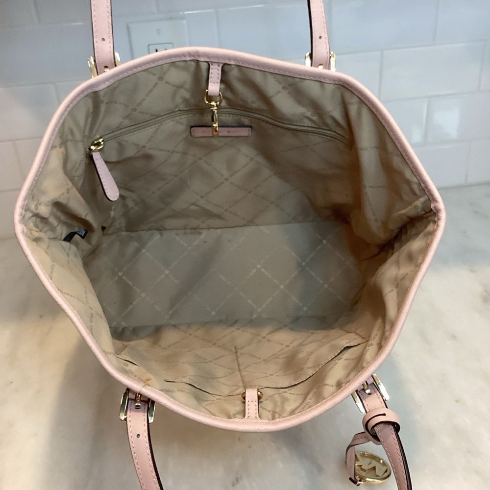 Michael Kors Purse Handbag Leather Jet Set Carry All Pink Tote Bag Pocketbook - Picture 11 of 16